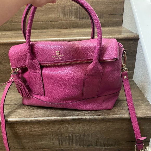 Kate spade medium sized bag. - Picture 1 of 2